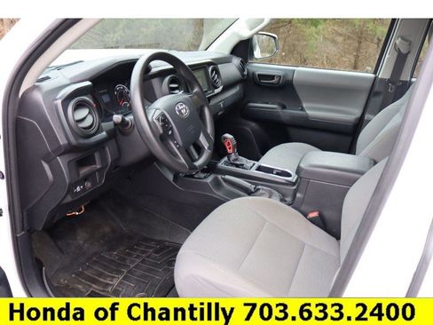 Used 2017 Toyota Tacoma SR w/ Tow Package image 19