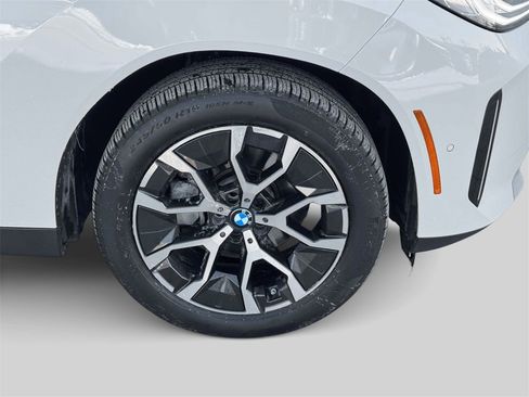 Certified 2025 BMW X3 xDrive30i w/ Premium Package image 6