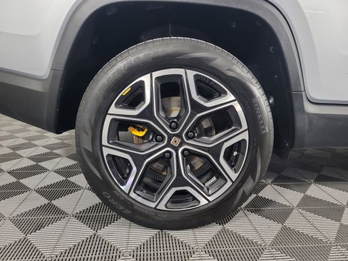 Used 2023 Rivian R1T Adventure image 12