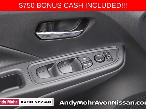 New 2025 Nissan Versa SV image 10