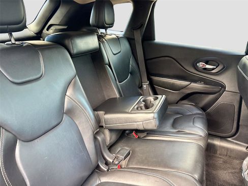 Used 2015 Jeep Cherokee Limited w/ Trailer Tow Group image 34