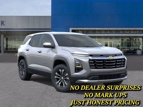 New 2026 Chevrolet Equinox LT w/ Safety and Technology Package FWD image 7