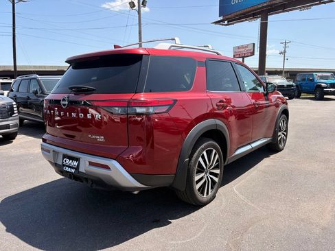 Used 2025 Nissan Pathfinder Platinum w/ Cargo Package AWD/4WD image 8