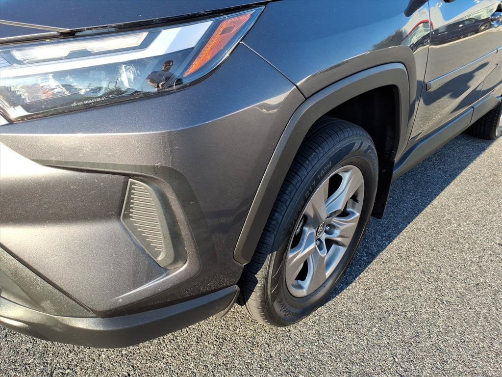 Used 2023 Toyota RAV4 XLE w/ Convenience Package AWD/4WD image 8