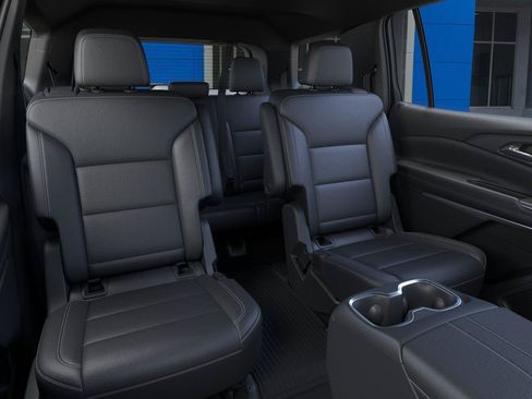 New 2026 Chevrolet Traverse LT w/ Sun and Wheel Package FWD image 17