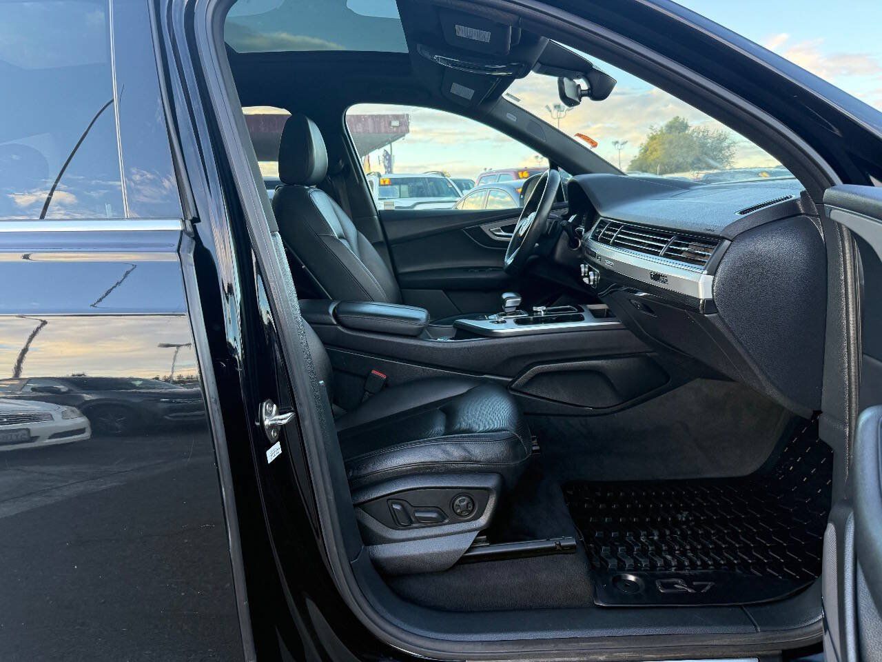 Used 2019 Audi Q7 2.0T Premium Plus AWD/4WD image 13