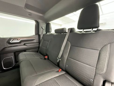 Used 2022 Chevrolet Silverado 1500 LT image 6