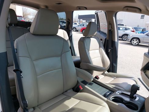 Used 2019 Honda Pilot EX-L image 10