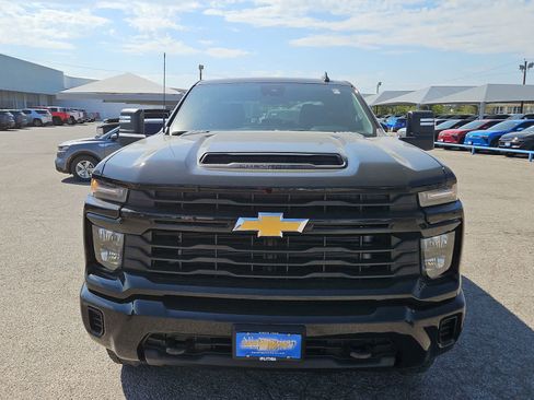 Used 2025 Chevrolet Silverado 2500 Custom w/ Custom Convenience Package AWD/4WD image 14