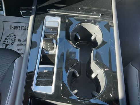 New 2026 Volkswagen Atlas Peak Edition image 17