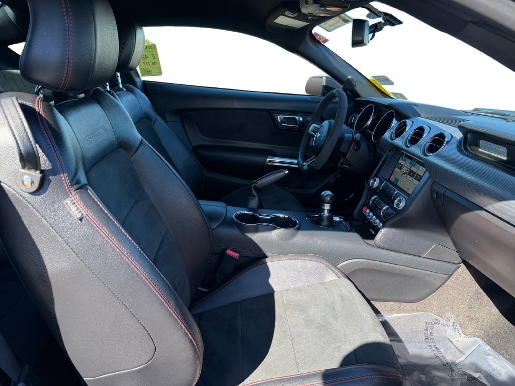 Used 2017 Ford Mustang GT Premium w/ Equipment Group 401A RWD image 10
