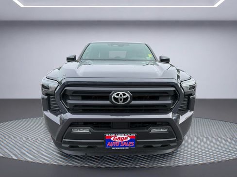 Used 2024 Toyota Tacoma SR5 AWD/4WD image 13