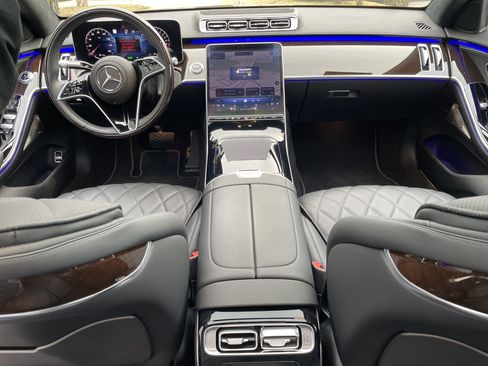 Certified 2024 Mercedes-Benz S 580e S 580e 4MATIC Sedan image 24