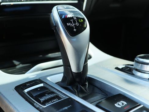 Used 2018 BMW X4 M40i image 51