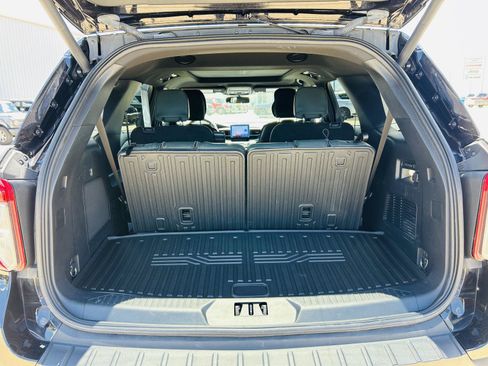 Used 2022 Ford Explorer Timberline w/ Timberline Technology Package AWD/4WD image 33
