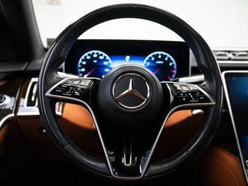 Used 2022 Mercedes-Benz S 580 4MATIC Sedan image 19