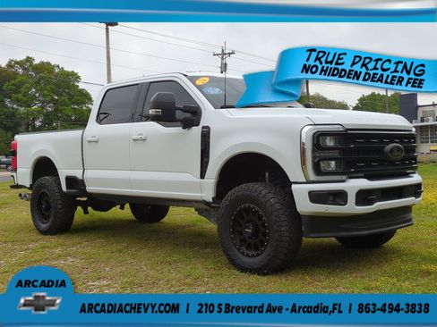 Used 2024 Ford F250 Lariat w/ Lariat Ultimate Package AWD/4WD image 2