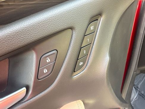 Used 2019 Buick Envision Premium AWD/4WD image 20