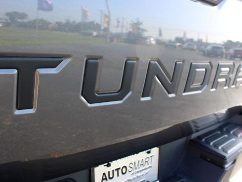 Used 2025 Toyota Tundra SR5 w/ SR5 Premium Package AWD/4WD image 7