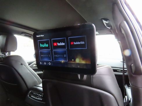 Used 2023 Cadillac Escalade Sport image 16