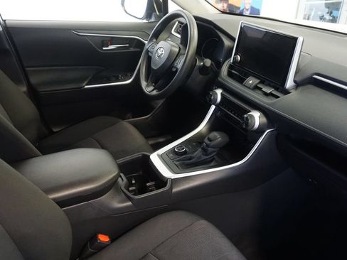 Certified 2025 Toyota RAV4 XLE AWD/4WD image 25