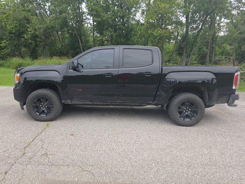 Used 2022 GMC Canyon AT4 AWD/4WD image 2