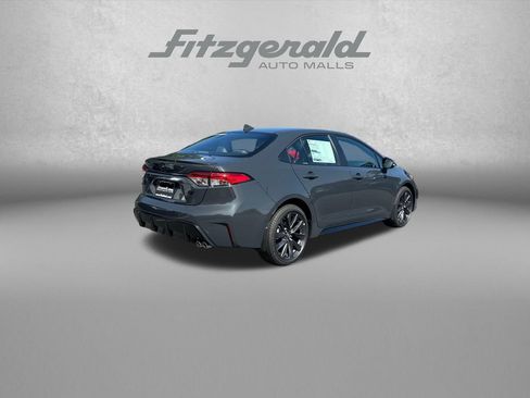 Used 2026 Toyota Corolla SE FWD image 8
