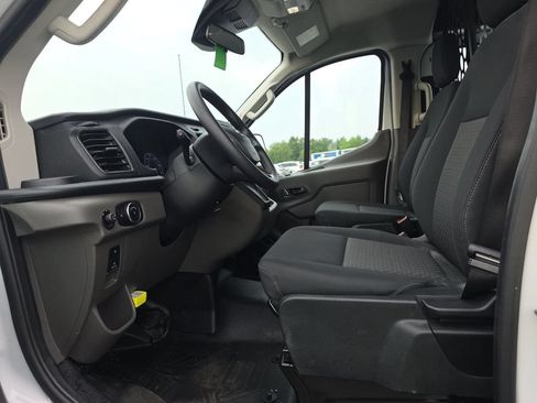 Used 2025 Ford Transit 250 Low Roof w/ Exterior Upgrade Package RWD image 6