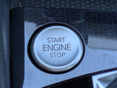 New 2026 Volkswagen Taos S image 27