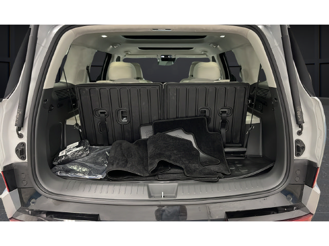 Used 2025 Hyundai Santa Fe Calligraphy AWD/4WD image 27