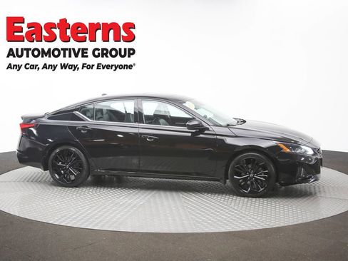 Used 2023 Nissan Altima 2.5 SR w/ SR Premium Package FWD image 47