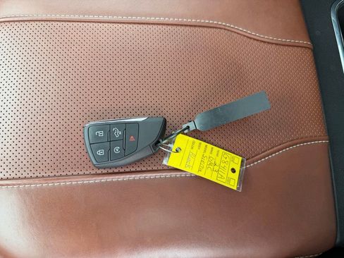 Used 2023 GMC Sierra 1500 Denali Ultimate image 34