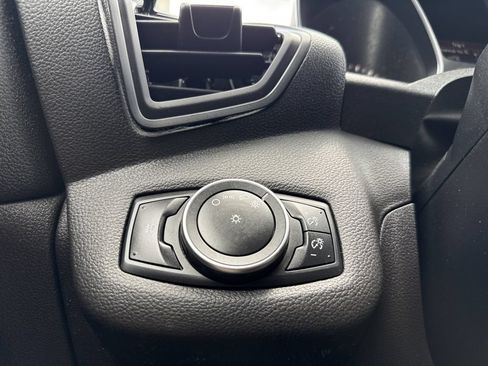Used 2016 Ford Escape SE AWD/4WD image 23