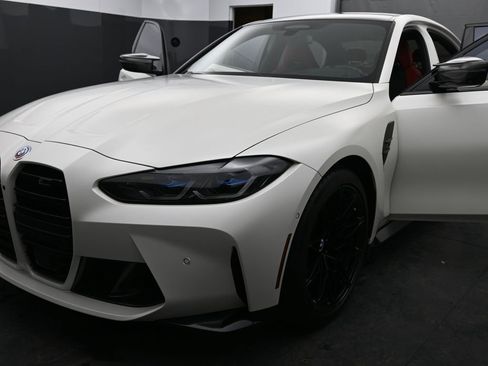 Used 2022 BMW M3 Competition w/ M Carbon Exterior Package image 10