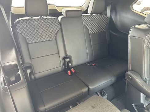 New 2026 GMC Acadia Denali w/ Super Cruise Package image 40