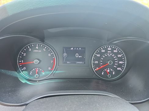 Used 2018 Kia Optima S FWD image 18