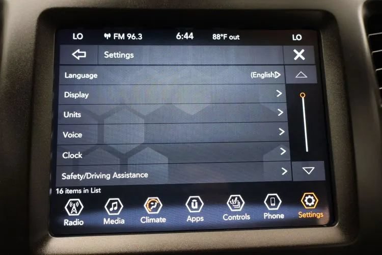 Used 2022 Jeep Cherokee Trailhawk w/ Premium Leather Package AWD/4WD image 30
