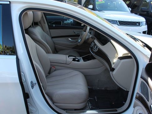 Used 2019 Mercedes-Benz S 450 Sedan image 22