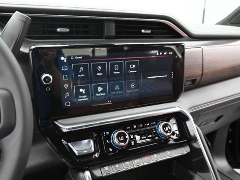 New 2025 GMC Sierra 3500 Denali Ultimate image 18