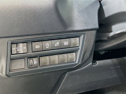 New 2026 Toyota Tundra SR image 11