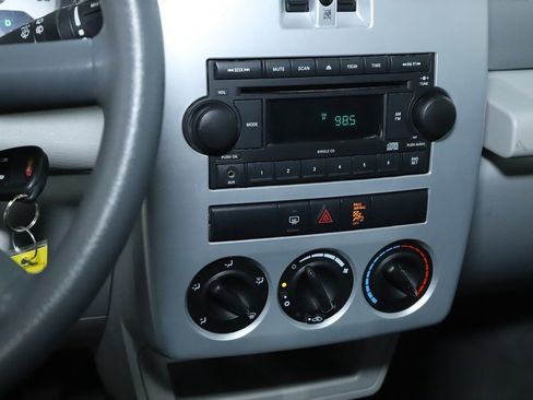 Used 2007 Chrysler PT Cruiser image 33