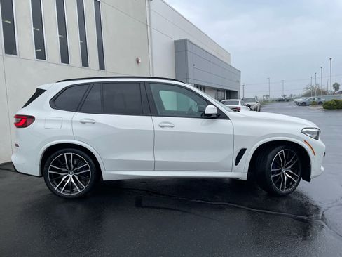 Used 2023 BMW X5 xDrive40i w/ M Sport Package image 6