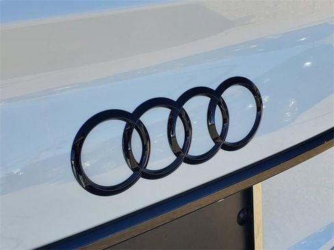 Used 2024 Audi SQ5 Premium Plus w/ S Sport Package image 7