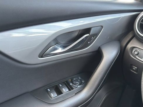 Used 2023 Chevrolet Blazer LT FWD image 20