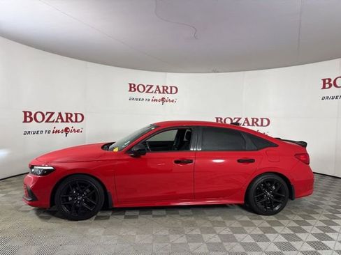 Used 2023 Honda Civic Sport image 5