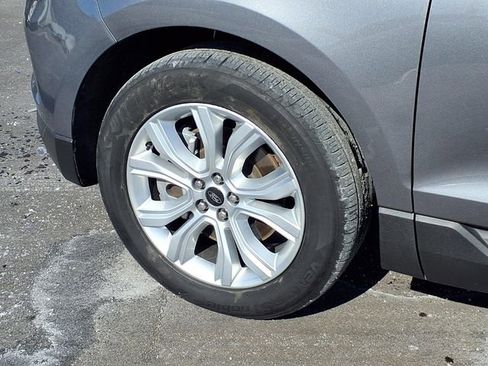 Used 2024 Ford Edge Titanium AWD/4WD image 26