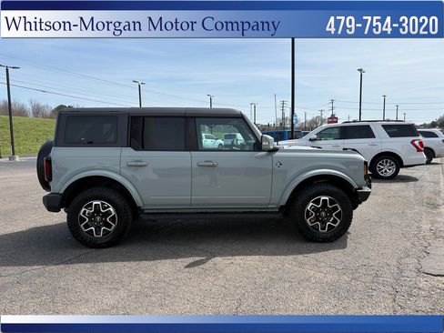 Used 2022 Ford Bronco Outer Banks image 5