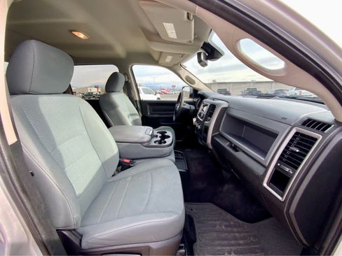 Used 2016 RAM 2500 Tradesman w/ Chrome Appearance Group image 26