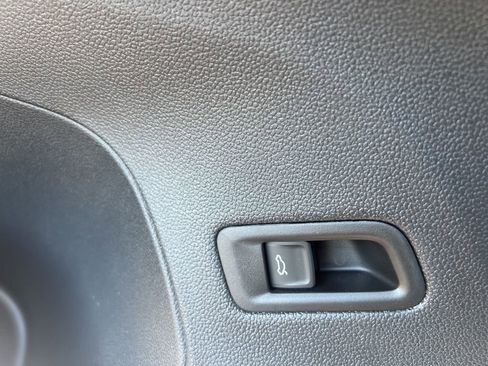 New 2026 Volkswagen Atlas SE image 20