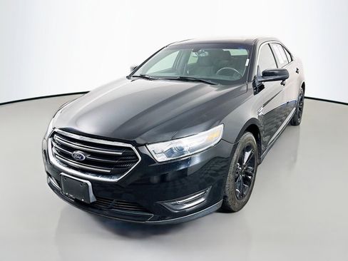 Used 2016 Ford Taurus SEL FWD image 3